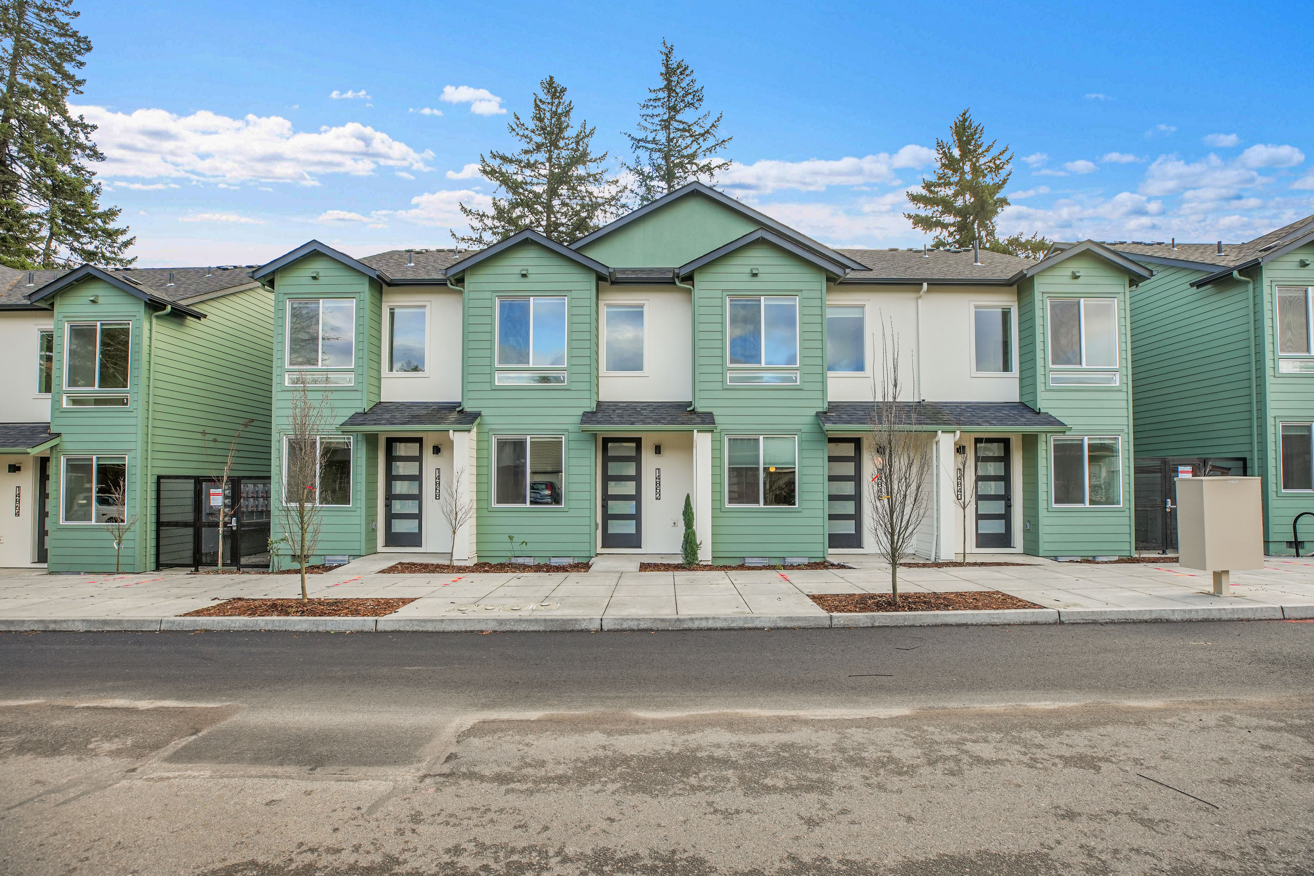 Couch Street Townhomes street frontage