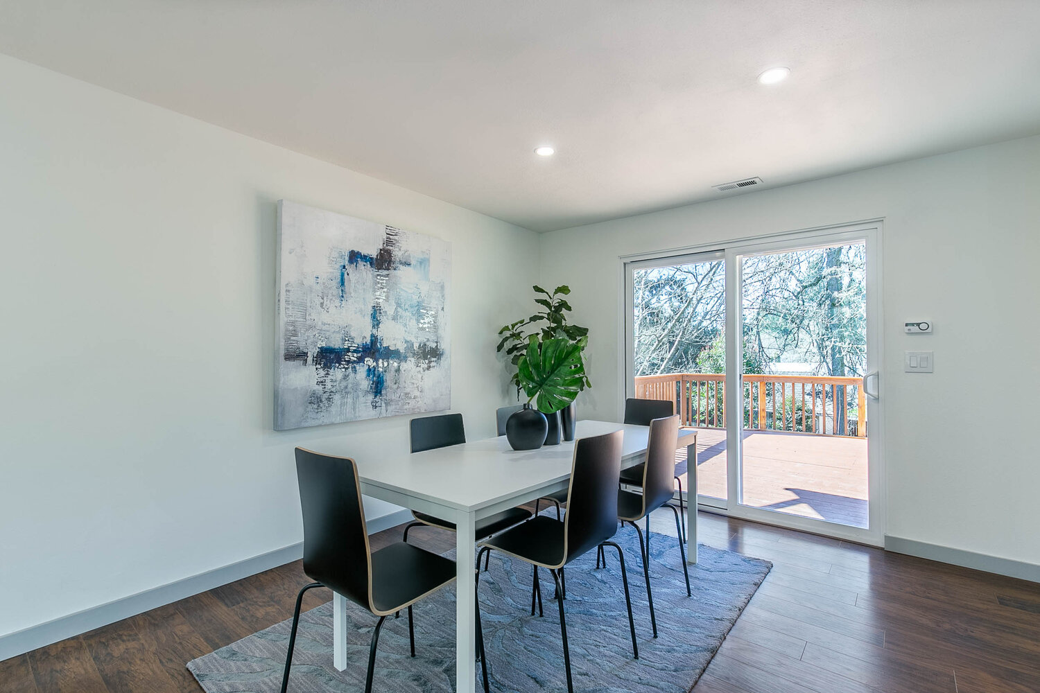 Dale Ave interior