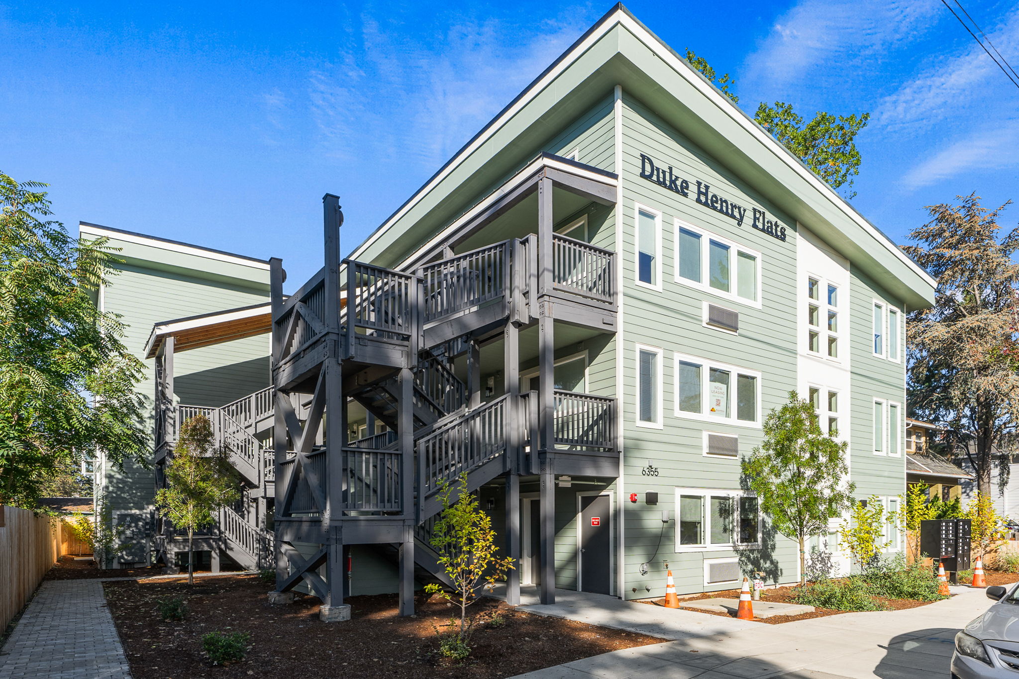 Duke Henry Flats exterior detail