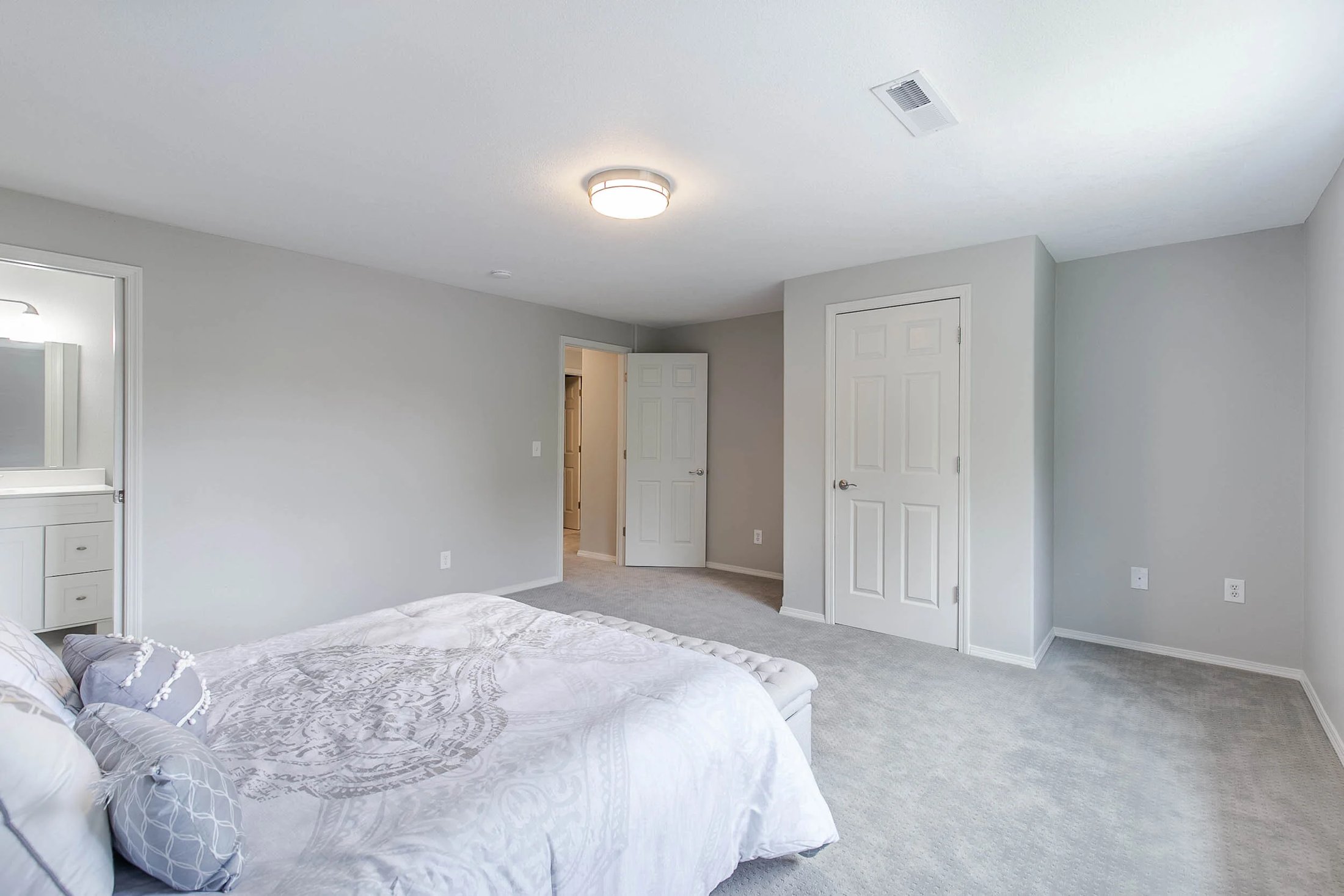 Jarret Bedroom