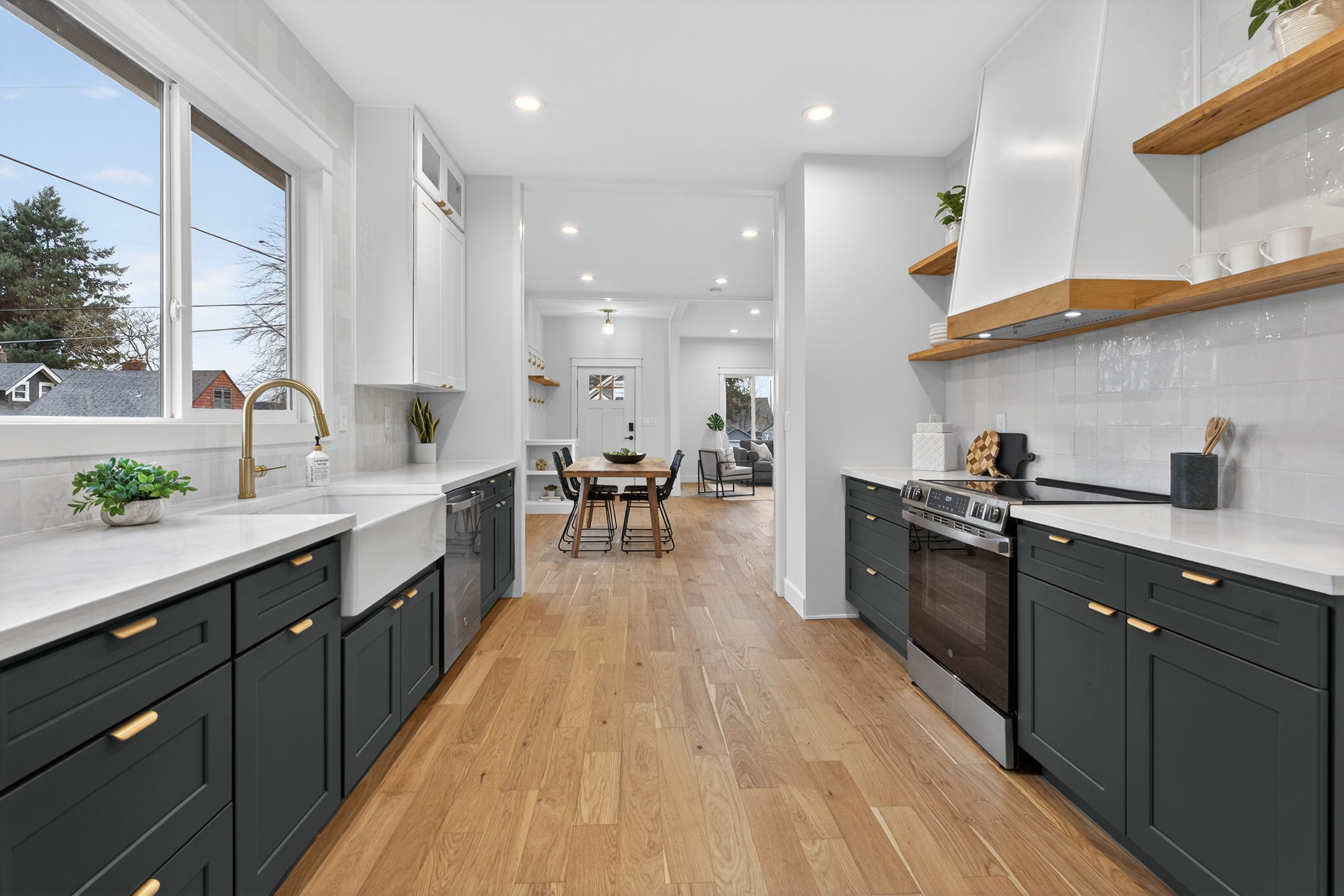 Rosa Parks kitchen full view